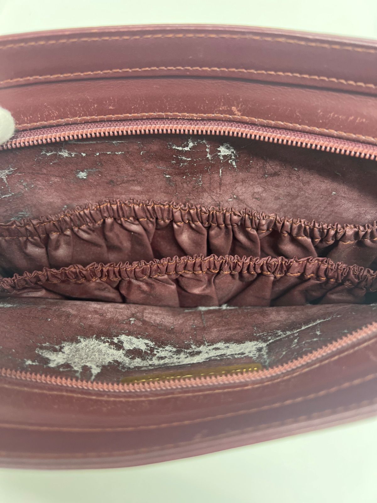 【綺麗です☆】カルティエ　マストライン　イタリア製　クラッチバッグ　ユニセックス CARTIER】カルティエ マストライン クラッチバッグ セカンド