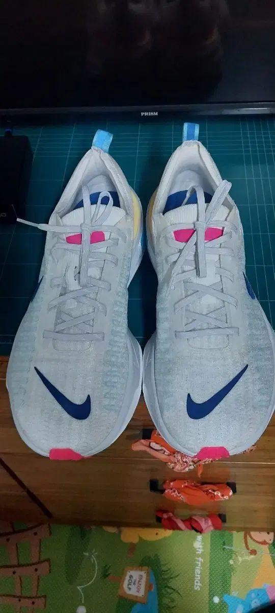 NIKE ナイキ インヴィンシブル ラン 3 ランニングシューズ 310