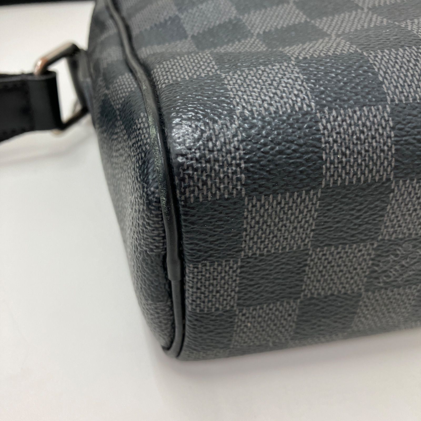 VUITTON