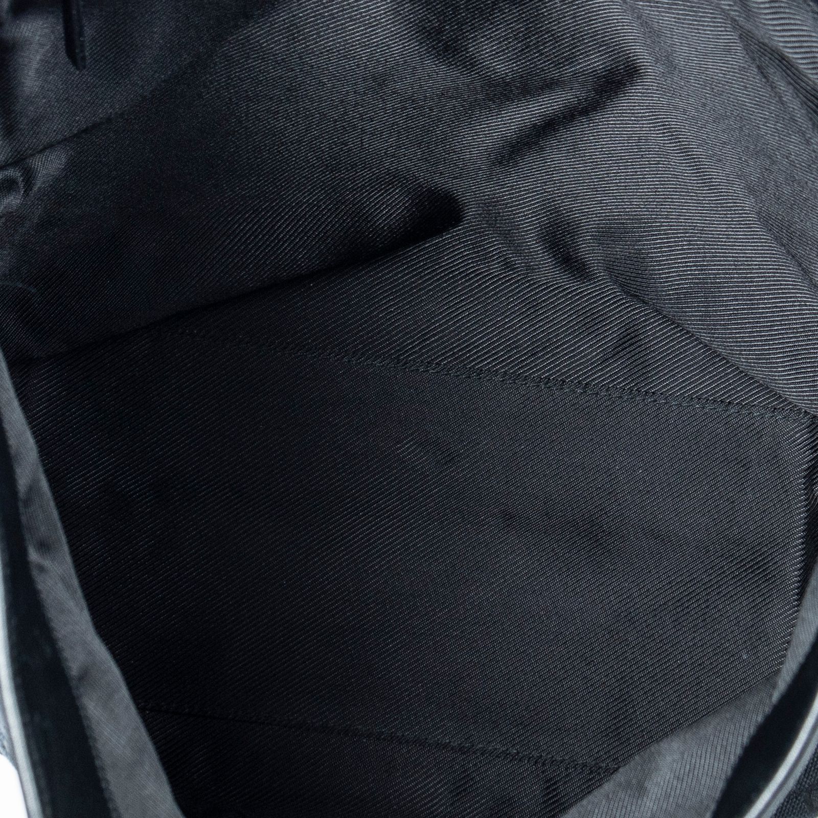 グッチオープントート黒GGキャンバスA