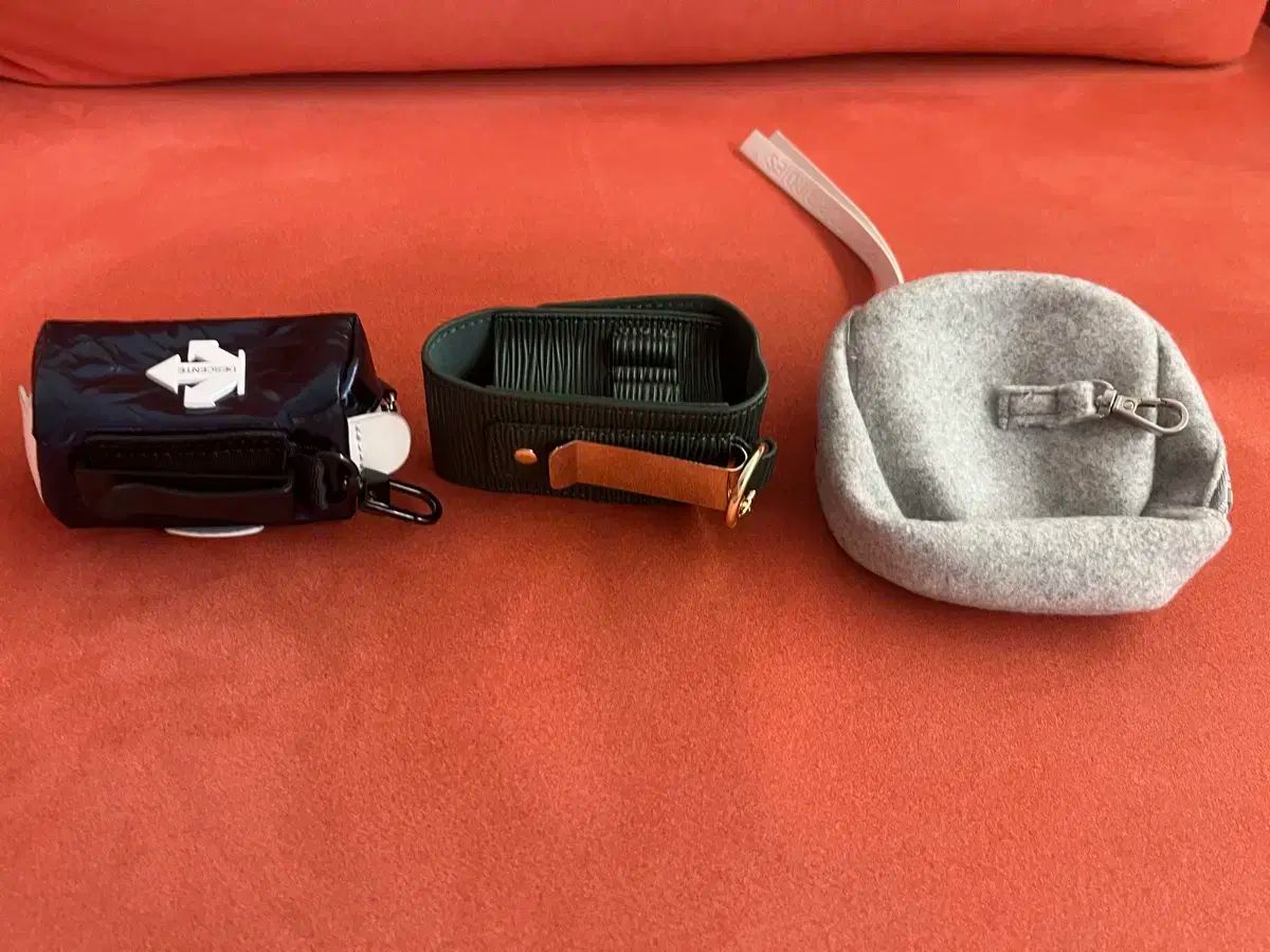 ゴルフボール ポーチ 3 品種 販売 ー デサント₍DESCENTE オジオ GeForceブランドです