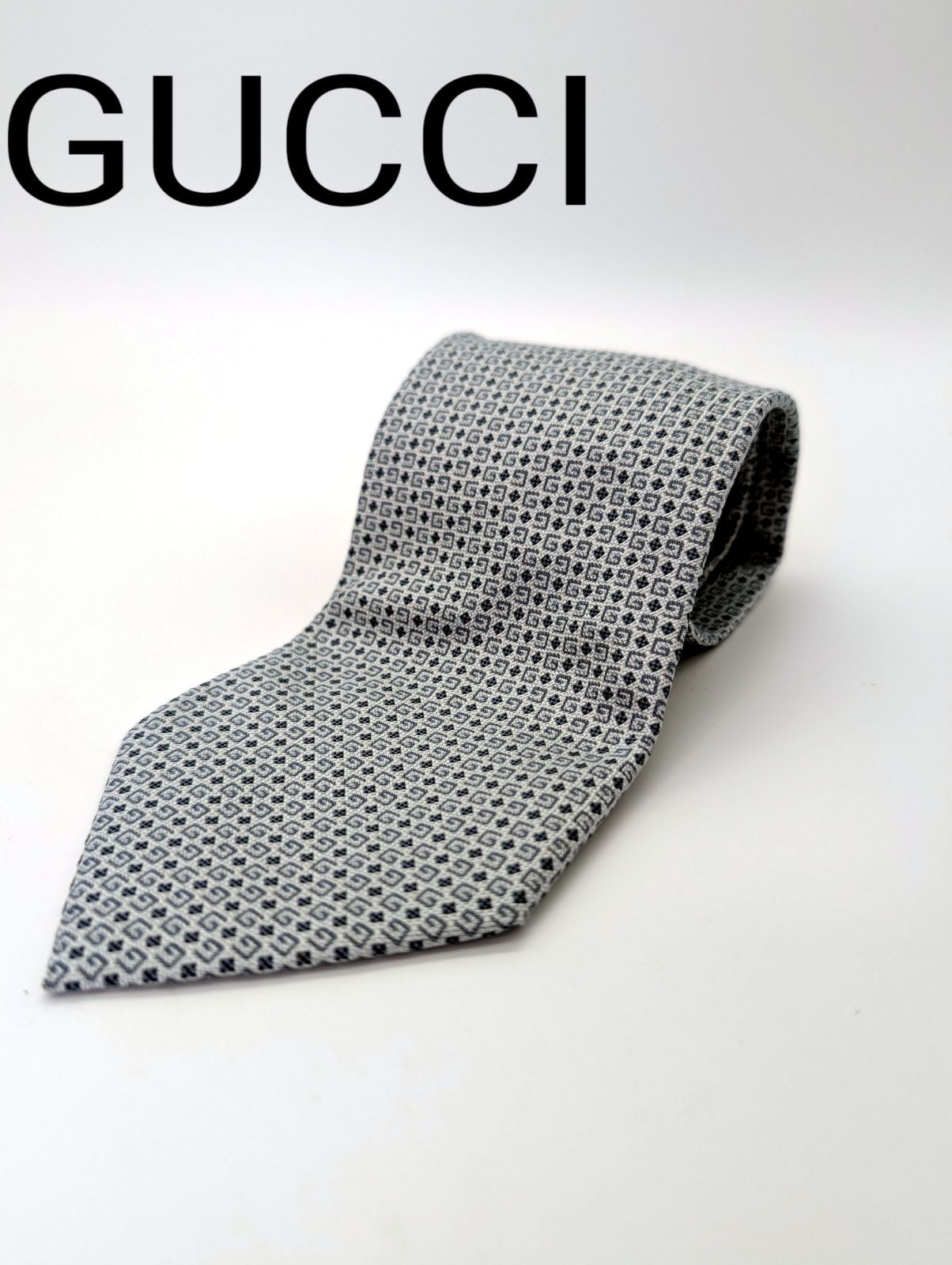 24時間以内発送】グッチ GUCCI ネクタイ シルバー 柄物 - メルカリ