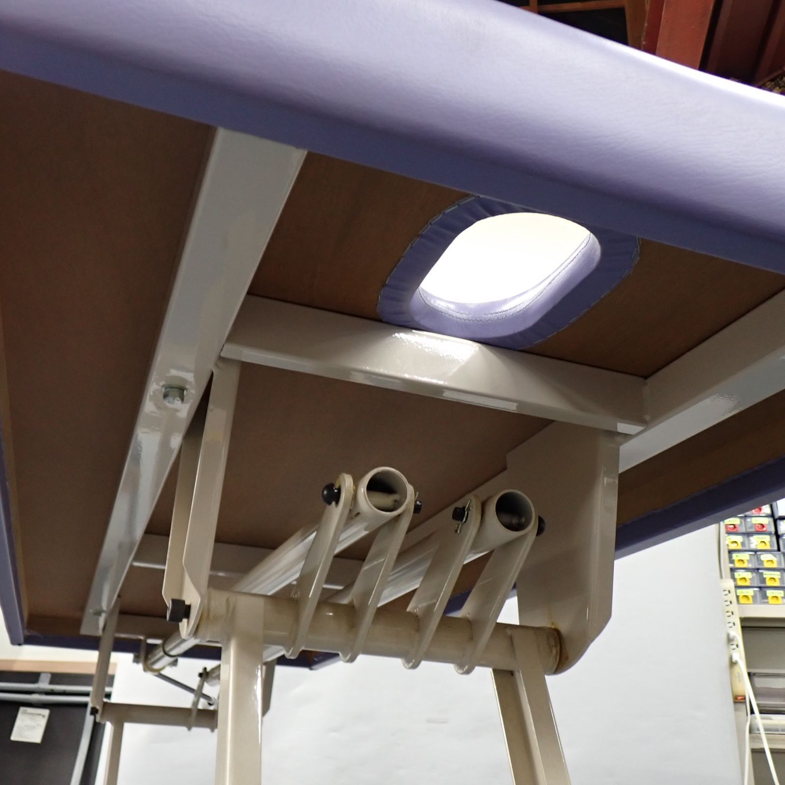 TAKADA マッサージベッド