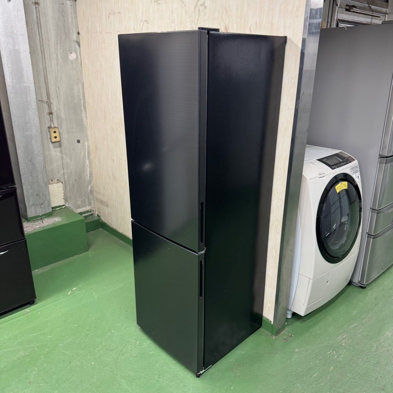 中型冷蔵庫 231L