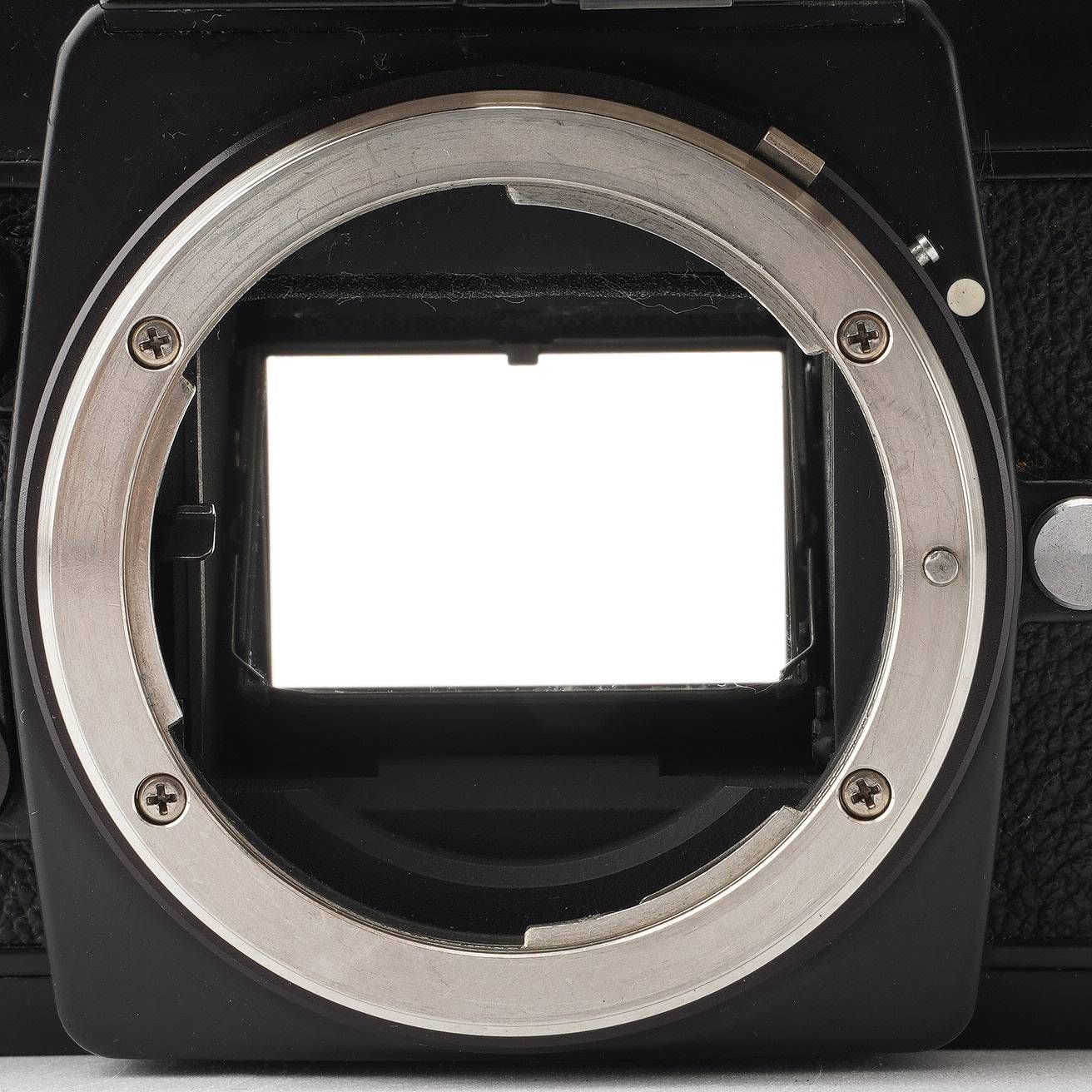 Nikon F3 フィルム一眼レフカメラ 35mmレンズ付き【ジャンク】 ジャンク ニコン Nikon F3 35mm 一眼レフフィルムカメラ - メルカリ