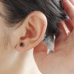 K18WGブラックダイヤモンドピアス0.70ctAAA K18WGブラックダイヤモンドピアス0.70ctAAA - メルカリ