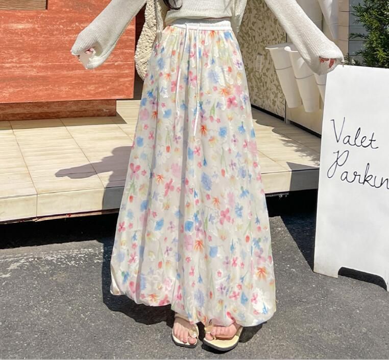 花柄スカート　ゆったりシルエット　春夏向け　韓国風　普段使いに最適 バルーンスカート レディース ロングスカート 花柄 マキシ