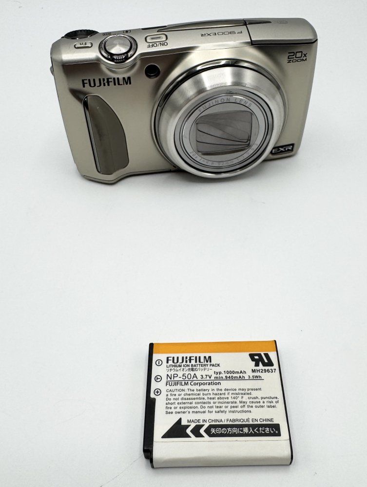 FUJIFILM デジタルカメラ F900EXR G シャンパンゴールド Amazon | FUJIFILM デジタルカメラ 1600万画素 ズーム光学20倍
