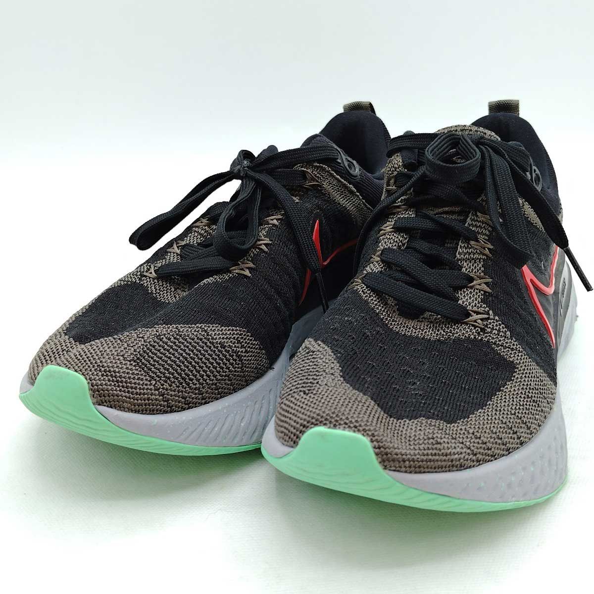 NIKE　リアクトインフィニティランフライニット2　メンズ Amazon | Nike メンズ React Infinity Run Flyknit 2 CT2357 101