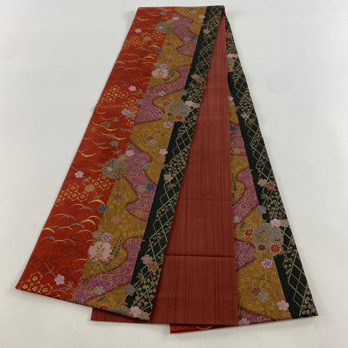 袋帯 秀品 雪輪 草花 金彩 赤 全通 正絹 【中古】 - メルカリ