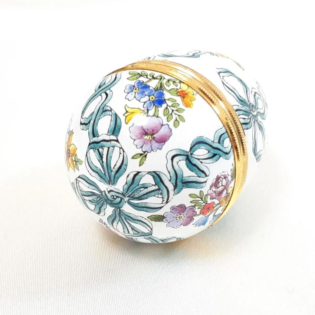 英国王室御用達　HALCYON DAYS ENAMELS 小物入れ ピルケース HALCYON DAYS ハルシオンデイズ イギリス 小物入れ ミニ