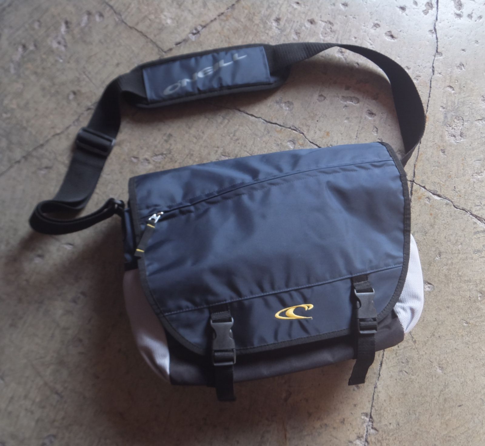 90~00s マルチポケット ショルダーバッグ archive y2k tech 90s00s y2k tech archive oneill shoulder bag - メルカリ
