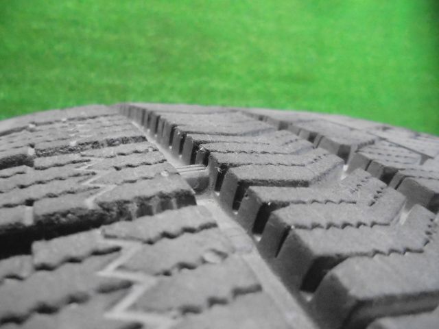 16インチスタッドレスタイヤ2本セット