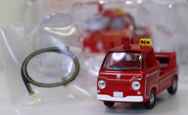 LV-68a　lv-68b　トミカリミテッド　スバルサンバー　消防車　2台セット minicars_1-240001019727