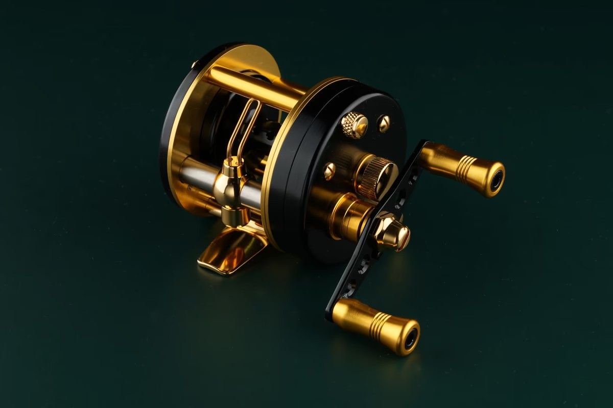 五十鈴工業 「DD311SSS」（左ハンドル）黒／金 - メルカリ