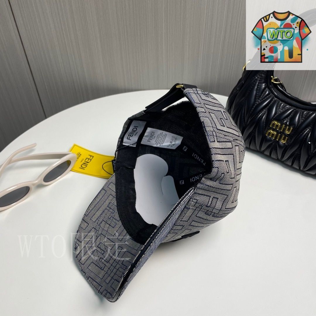 【FENDI】 FFベースボールキャップ ベージュ 楽天市場】FENDI フェンディ Fendirama Baseball Cap キャップ