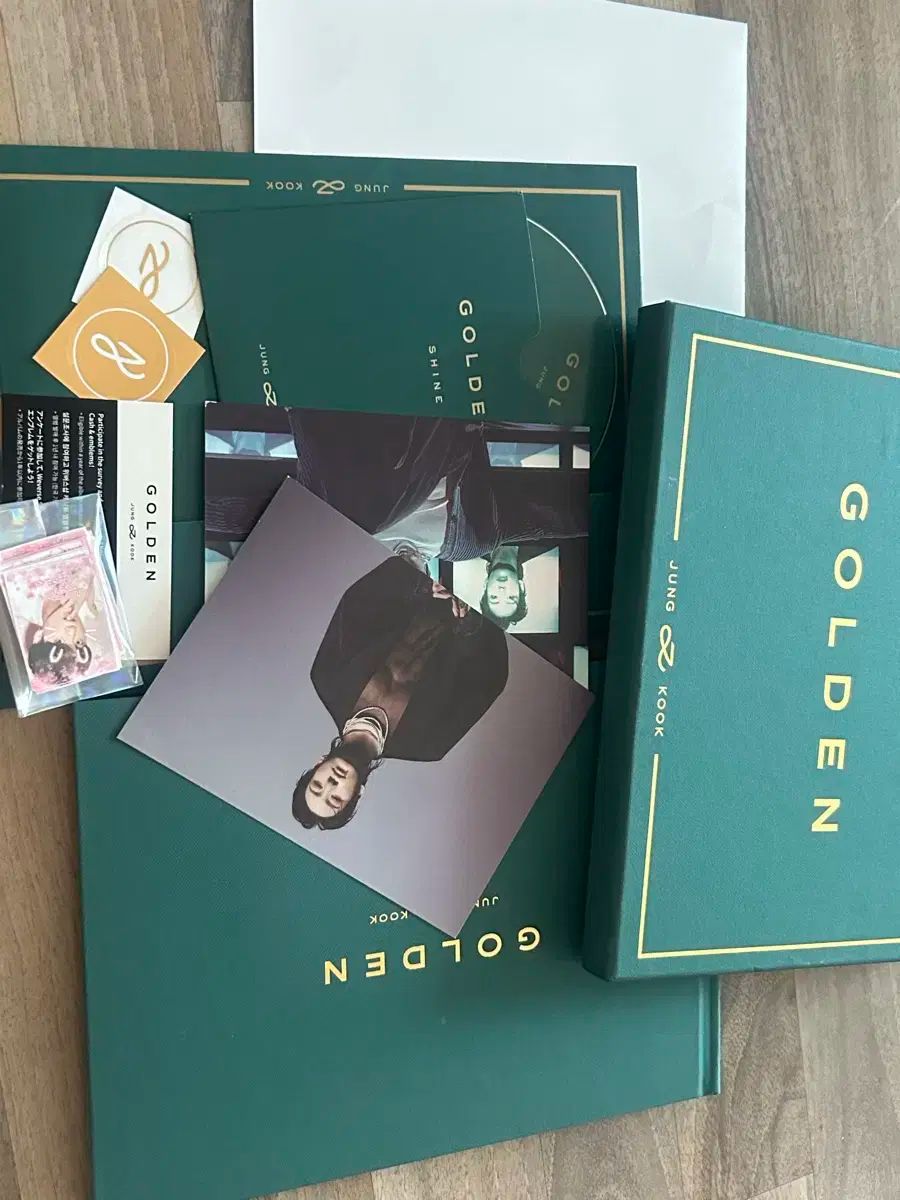 BTS ジョングク Jungkook golden アルバム まとめ売り Amazon.co.jp: JUNGKOOK [GOLDEN] アルバム (SHINE + SOLID +
