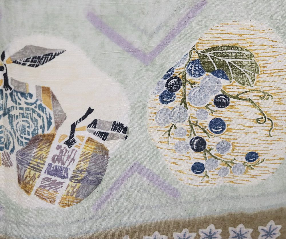 ベージュ グレー