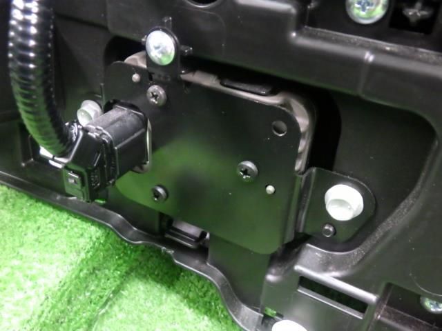 スペーシア 5AA-MK94S ラジエータグリル レーダー付 71740-53U00-C48 9137 FFCRYSTALESIA_COM