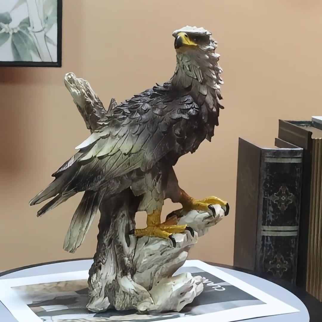 置物 樹脂製 彫刻 イーグル 鷹 鳥 動物 剥製風 リビング 研究室