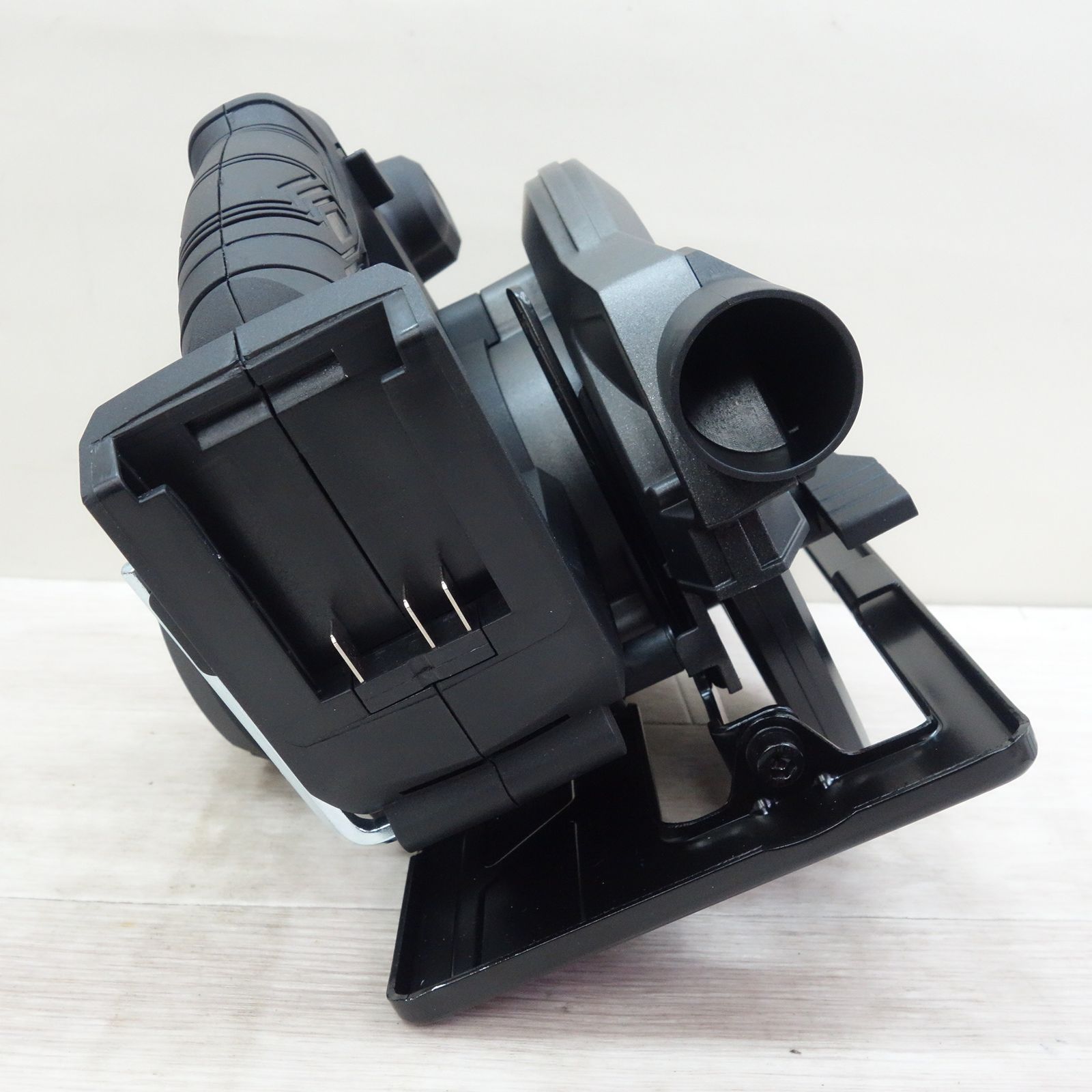 送料無料] 未使用☆DCM 165mm 充電式 丸のこ 18V 30DZ バッテリー 付き