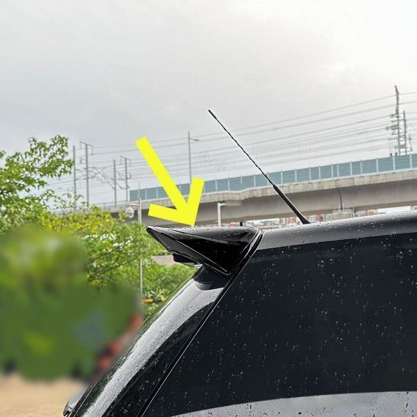 フォルクスワーゲン ゴルフ5 GTI R32用 ルーフスポイラーABS製 ピアノブラック カーボン調 2色選択可外装エアロパーツ