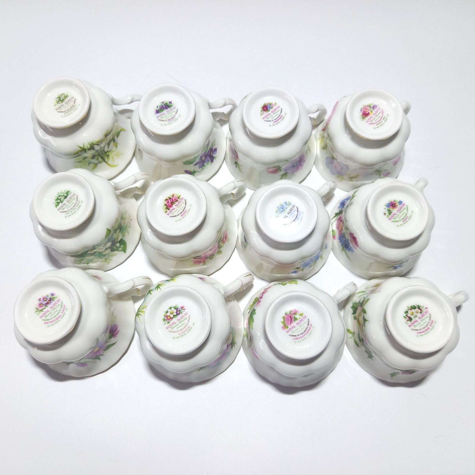 フラワーオブザマンス カップ＆ソーサー