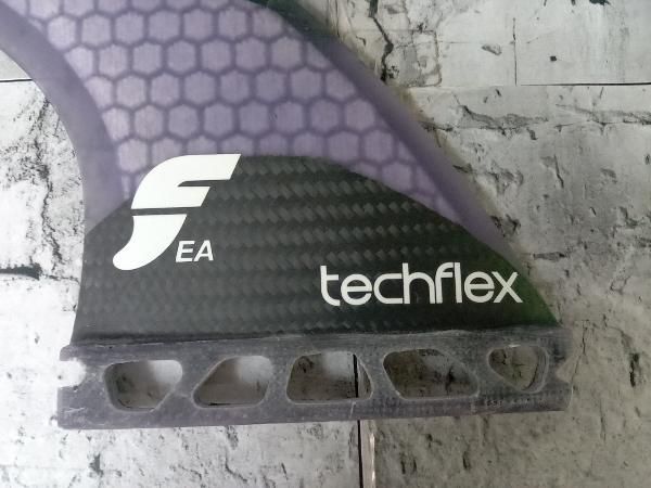 サーフボードフィン TECHFLEX EA Eric Arakawa エリックアラカワ