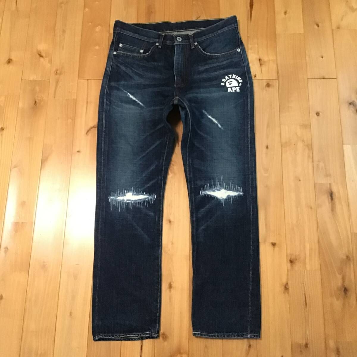 アベイシングエイプ ダメージデニム パンツ 貴重】A BATHING APE NIGO
