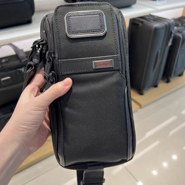 新品 TUMI Alpha コンパクト スリング