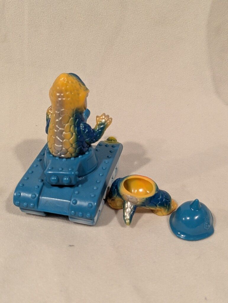 GARGAMEL ゾッキ怪獣シリーズ ザゴランミニタンク オレンジ成型 GARGAMEL ゾッキ怪獣シリーズ ザゴランミニタンク オレンジ成型