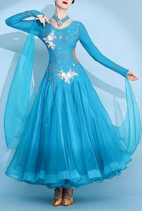 新品未使用社交ダンス青いドレス 新品未使用 新作 ダンスウェア ラテンダンス 舞台 発表会 ダンス衣装