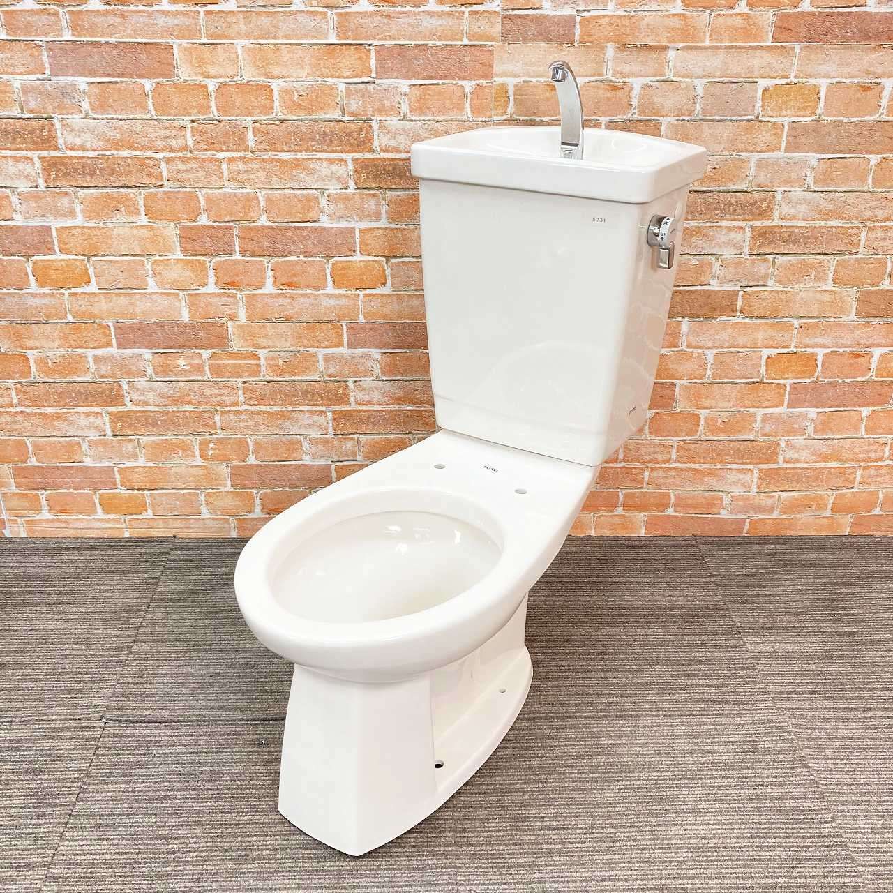 TOTO トイレ 洋式便器 床下排水 C730 排水芯540mm とタンク S731 のセット SC1 パステルアイボリー 4F060901