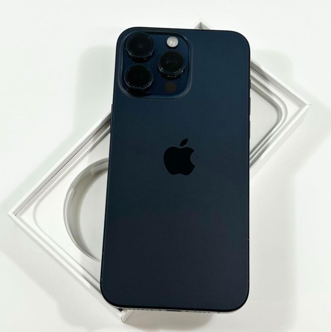 【超美品】iPhone 15 Pro Max｜1024GB｜SIMフリー　保証付 超美品】iPhone 15 Pro Max｜1024GB｜SIMフリ スマートフォン本体