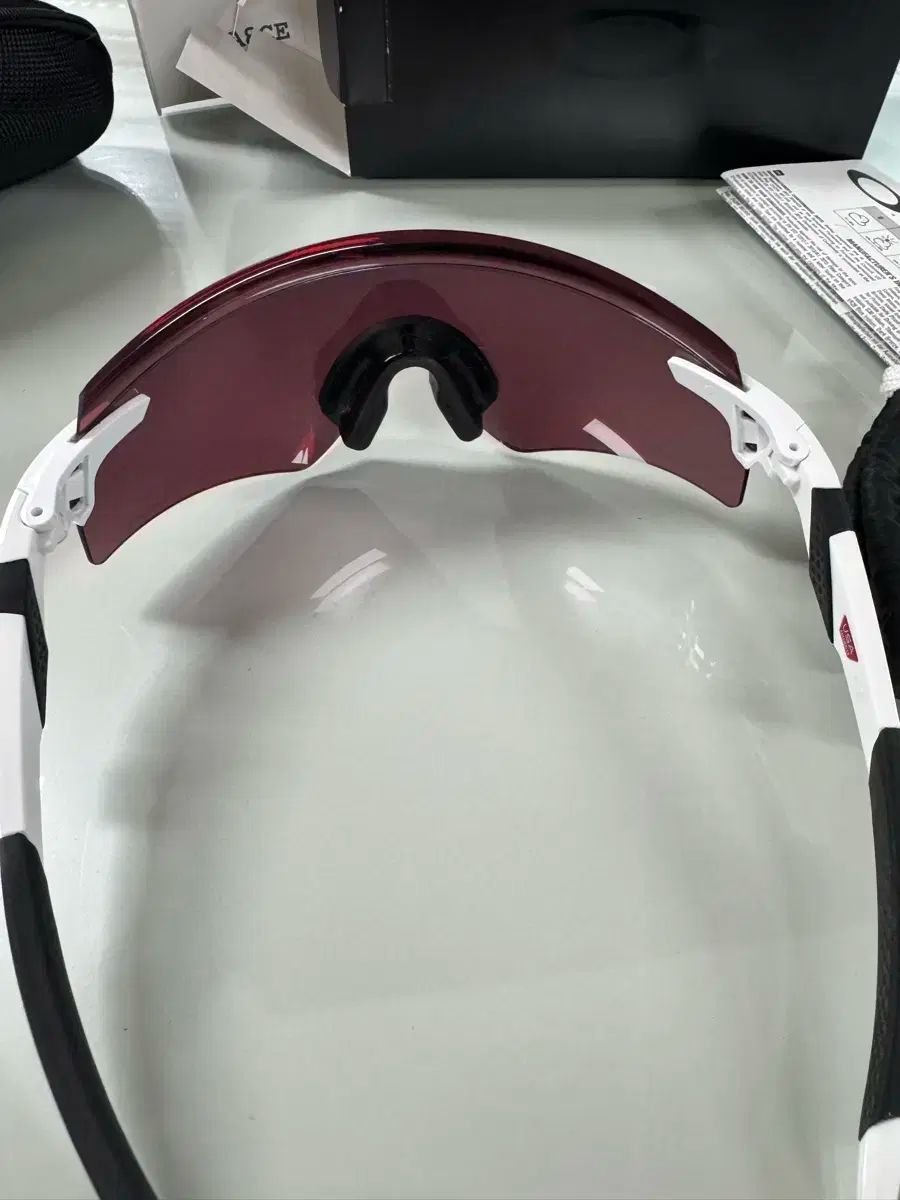 OAKLEY