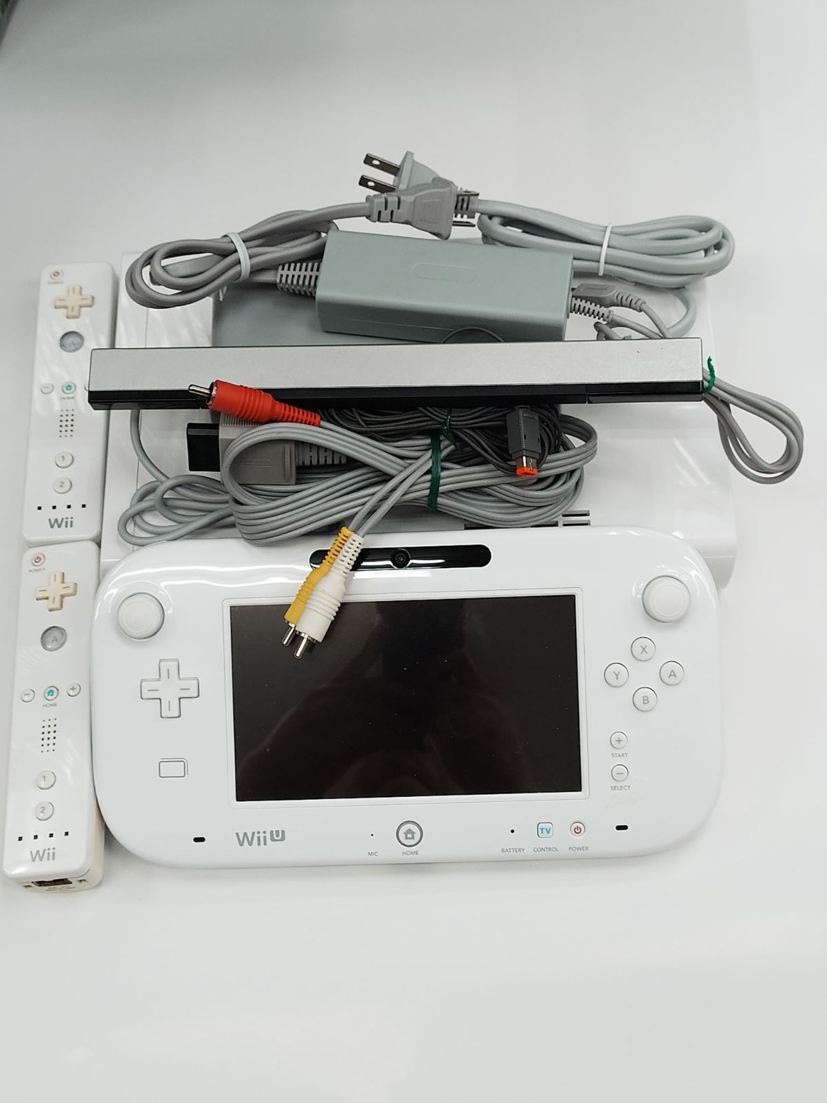 WiiU本体 wiiリモコン 2点付 動作品