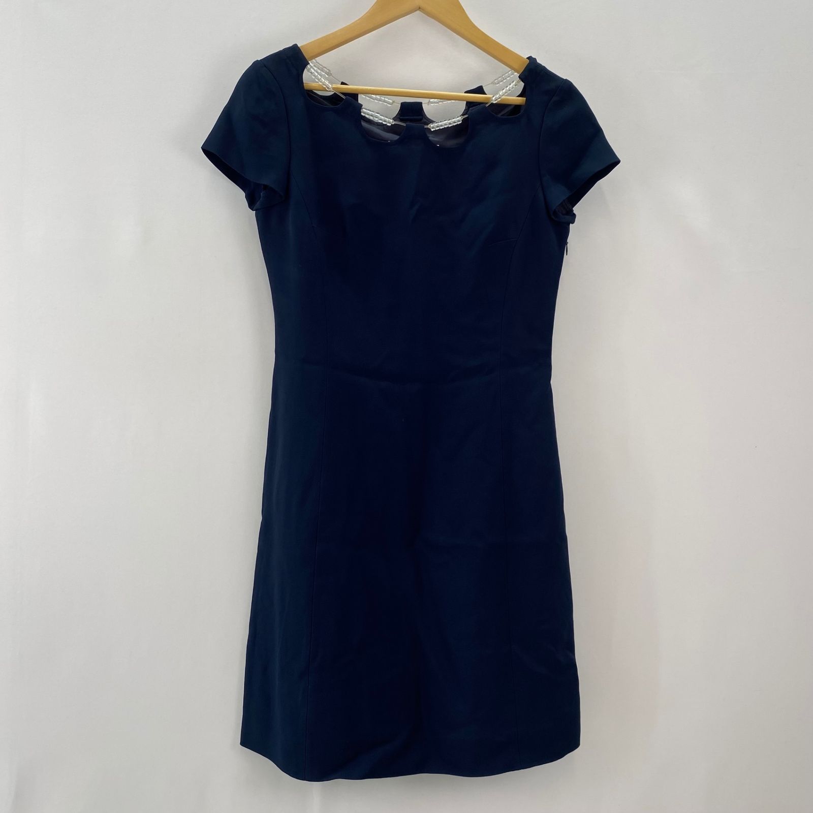 BOUTIQUE MOSCHINO /膝丈半袖ワンピース 薄手 春夏 m854 BOUTIQUE MOSCHINO /膝丈半袖ワンピース 薄手 春夏 m854