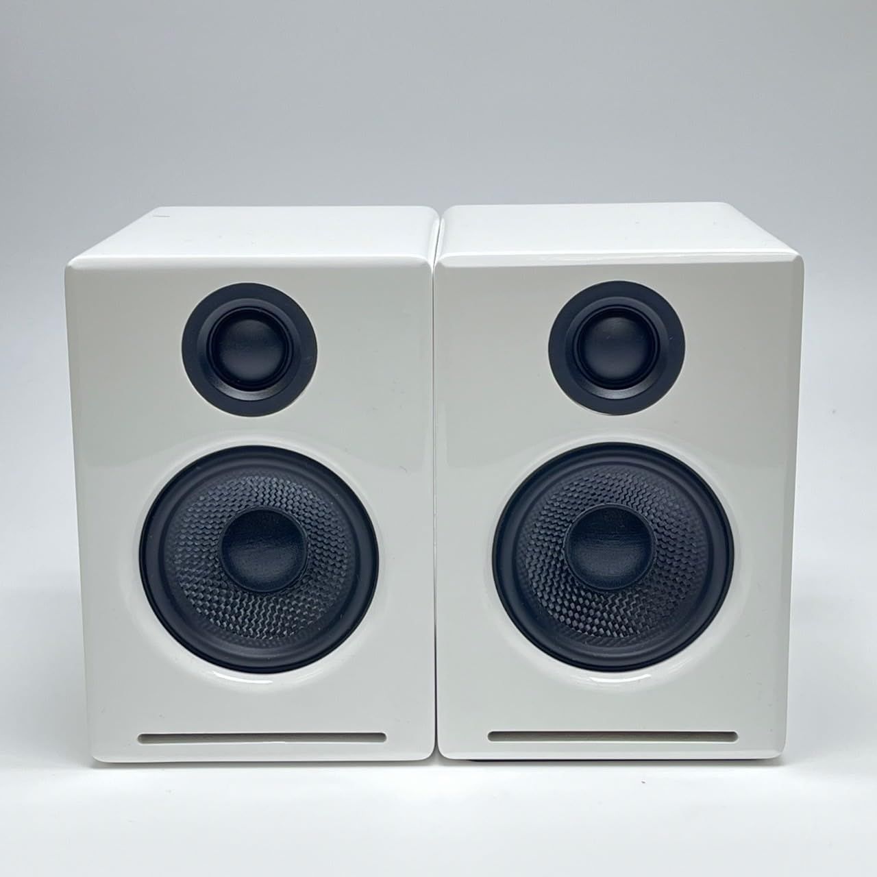 Audioengine A2＋ Wireless ハイグロス・ホワイトペイント AUDIOENGINE A2+ Wireless ワイヤレス・パワードスピーカー（カラー
