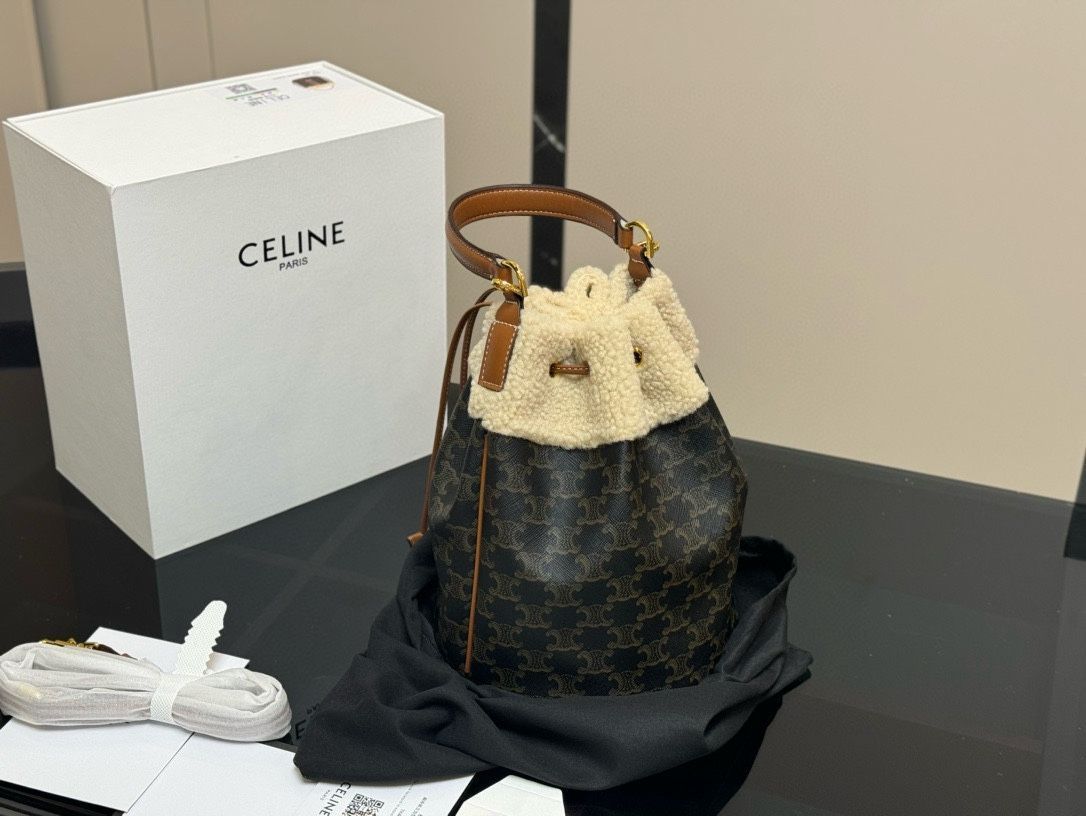 Celine] バケットバッグ モノグラムデザイン - 折り畳みボックス