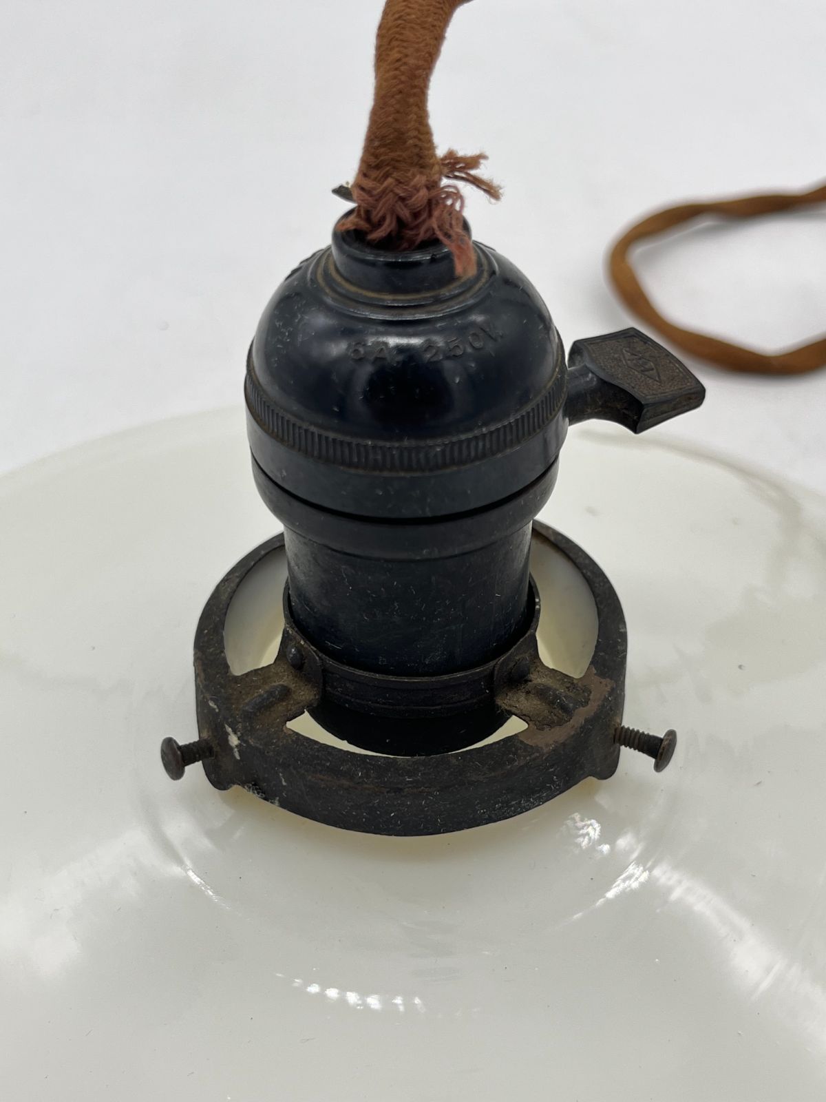 昭和レトロ　ガラス　電気の傘　アンティーク　電笠 電傘 アンティーク 昭和レトロ 昭和レトロ ガラス 電気の傘