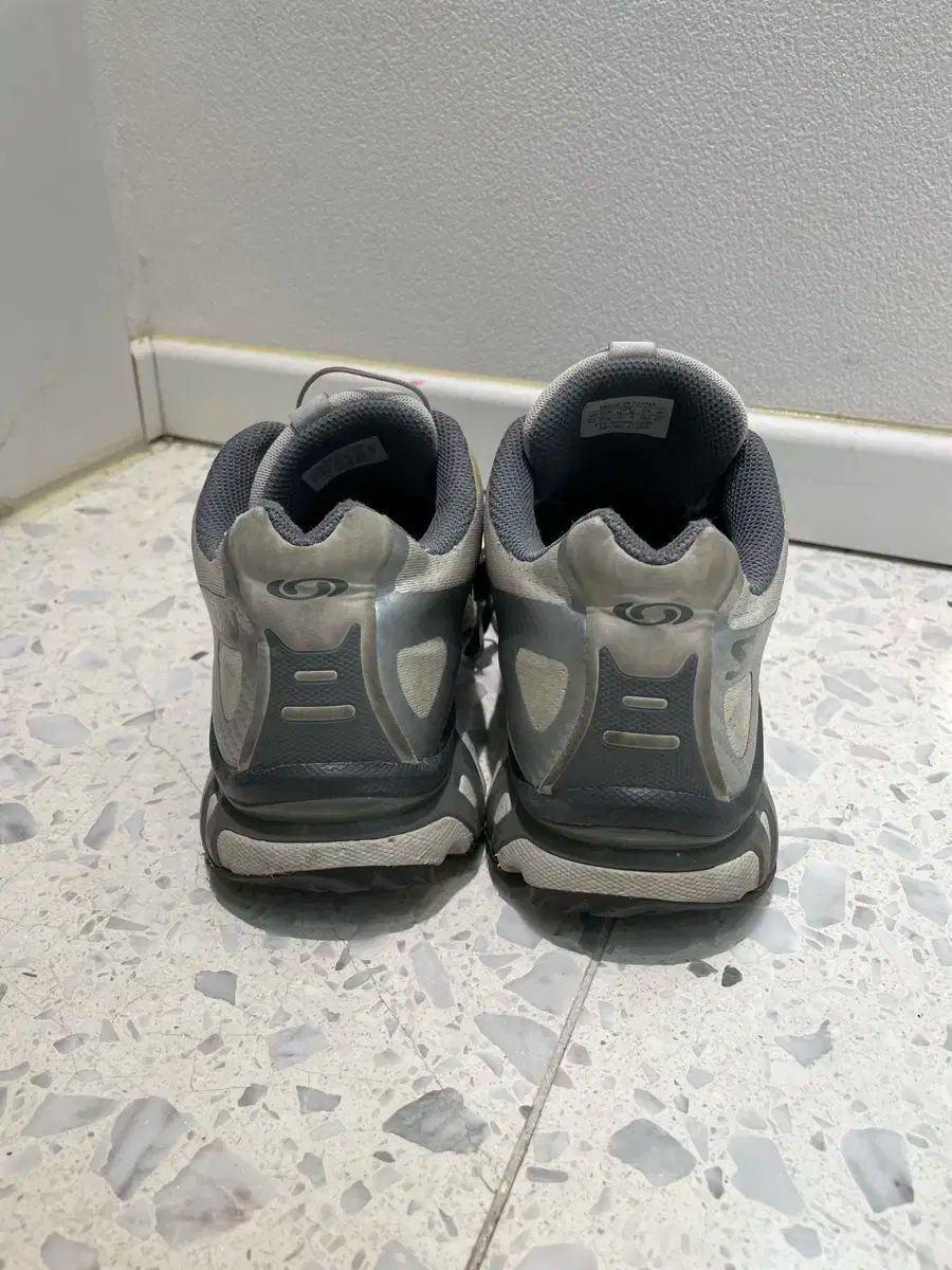 サロモン SALOMON xt4 SLAB スニーカー シルバー OLIVEOS_COM_TR