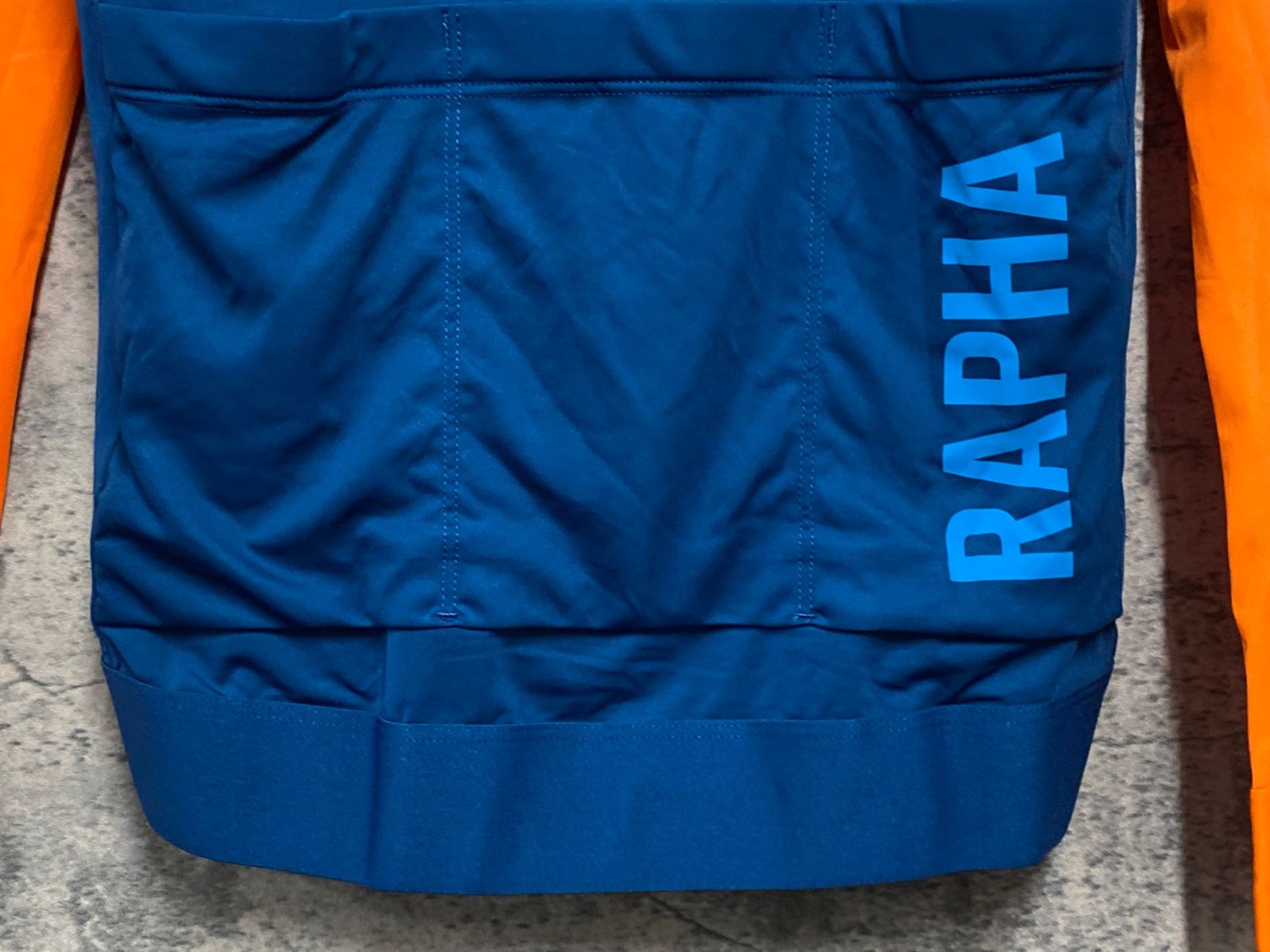 JE246 ラファ Rapha PRO TEAM LONG SLEEVE TRAINING JERSEY 長袖