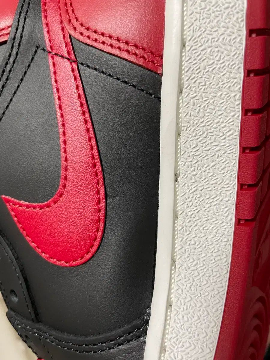 ジョーダン 1 ブレーザー レッド 新商品