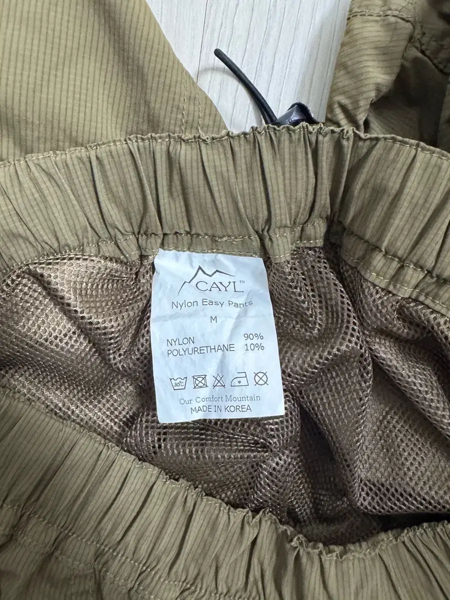 新品同様】マドモアゼルノンノン 麻100 牛革 七分袖 フルジップ