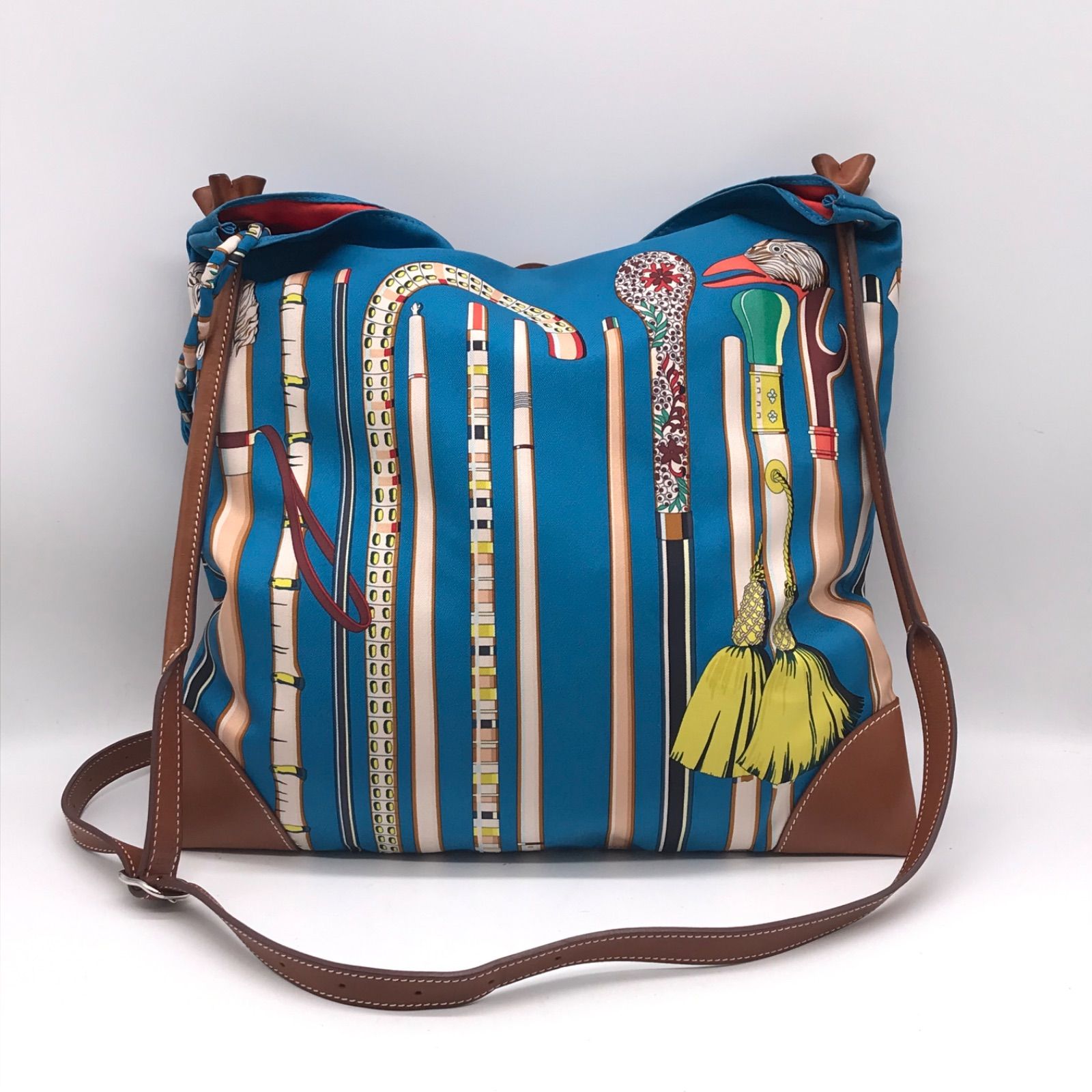 エルメス シルキーシティ 33 PM シルク バレニア ショルダーバッグ フォロワー10％引きクーポンあり