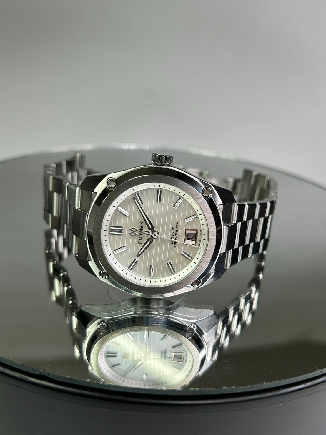 フォーメックス FORMEX エッセンス39 クロノメーター FORMEX ESSENCE