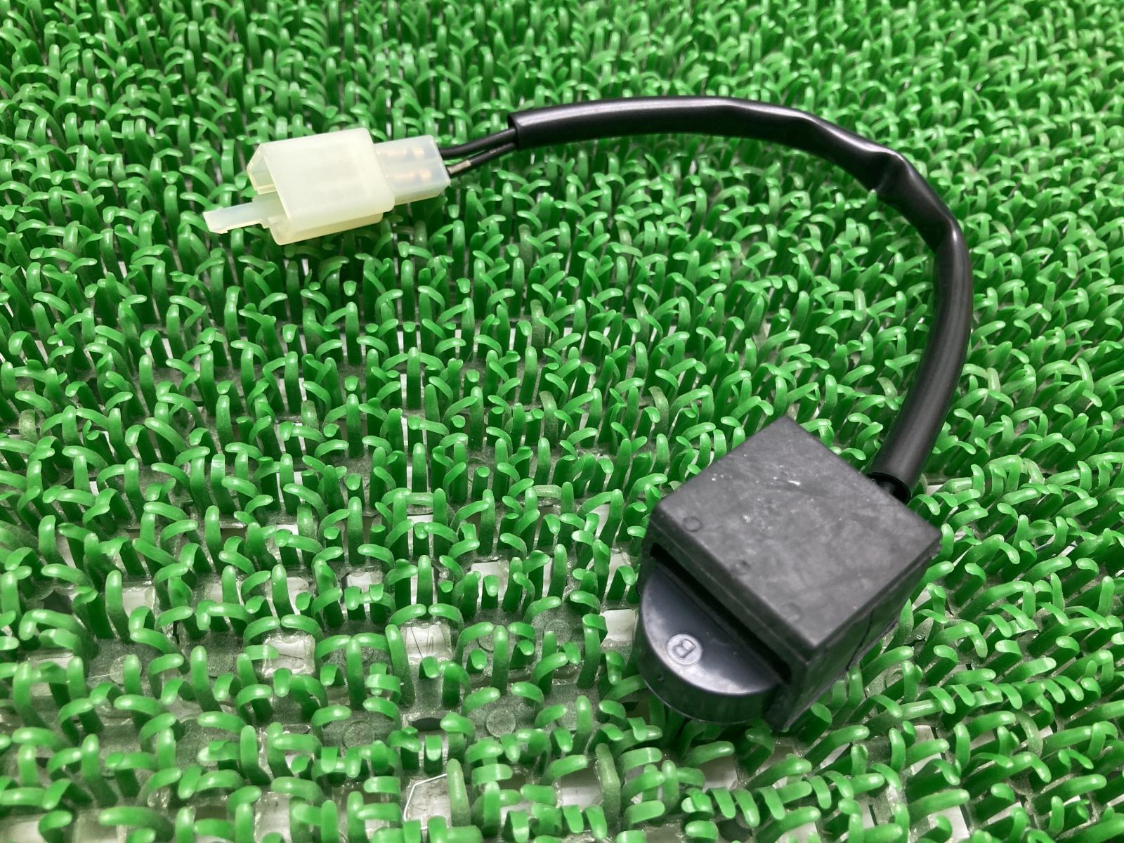 ドラッグスター400 サーモスイッチ 在庫有 即納 ヤマハ 純正 新品 バイク 部品 在庫有り 即納可 車検 Genuine ドラッグスター250 YBR125