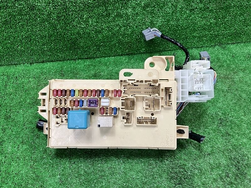 ミライース LA310S ヒューズボックス XF 4WD 116RA-000019,82600-B2410  