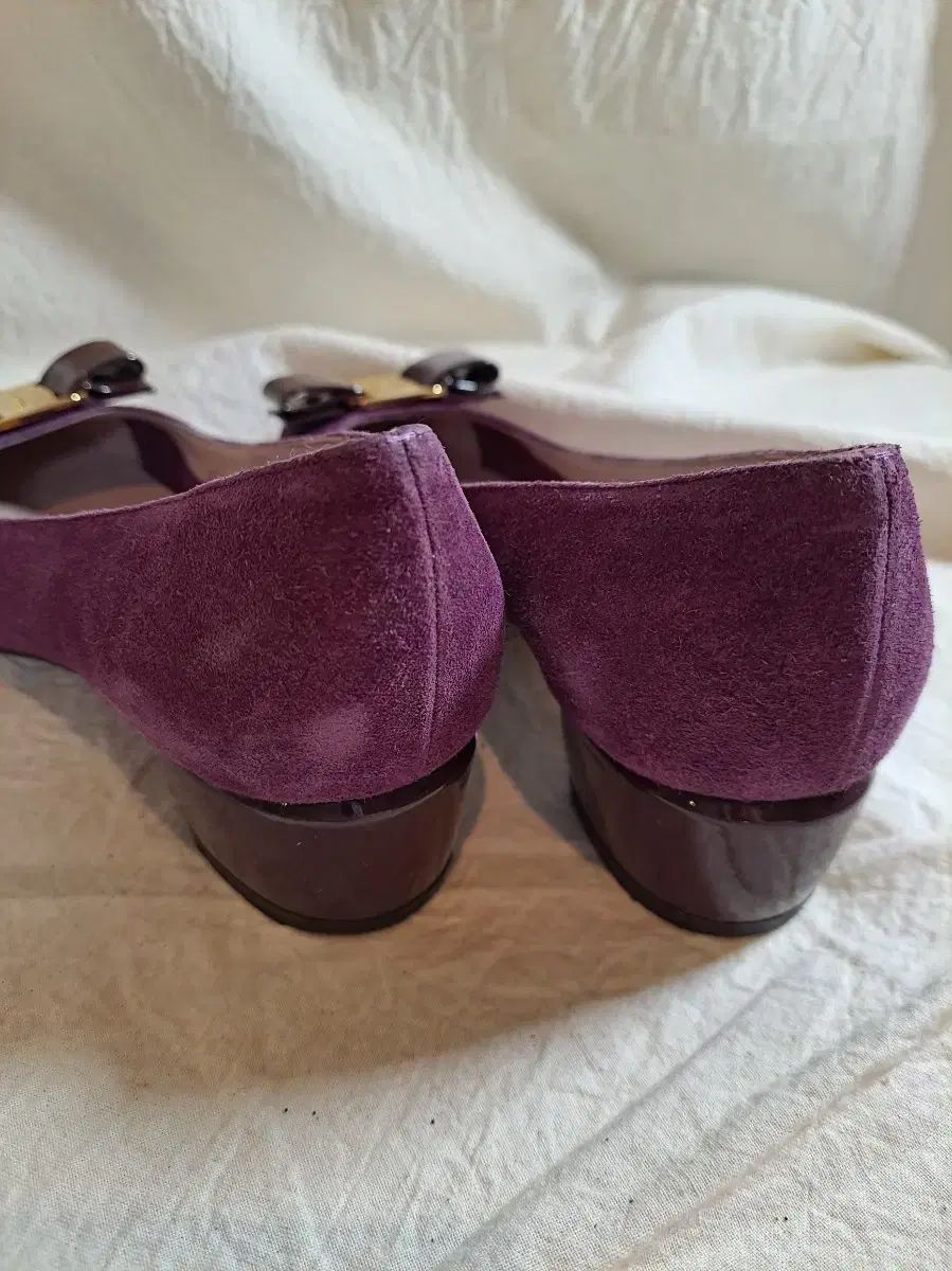 サルヴァトーレ FERRAGAMO フェラガモ ヴァラ リボン フラットシューズ KIN-KAAI_COM