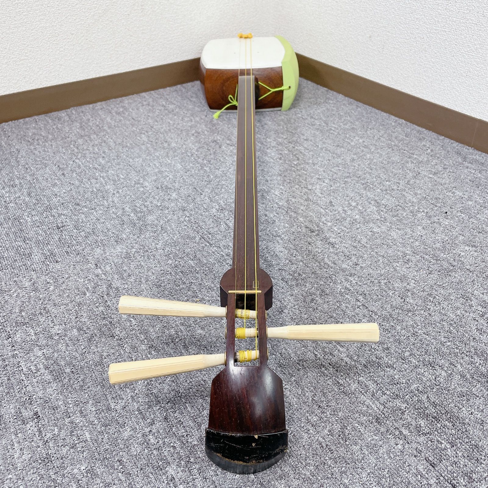 一本溝 綾杉彫り胴